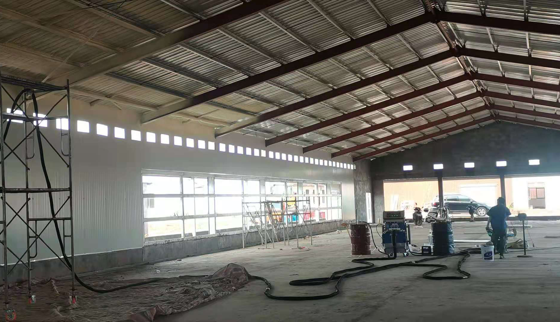 彩鋼瓦噴涂施工